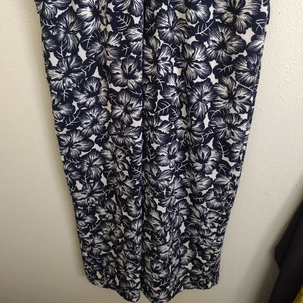 Michael Michael Kors NWT Navy White Floral Button Up Jumpsuit Size Medium